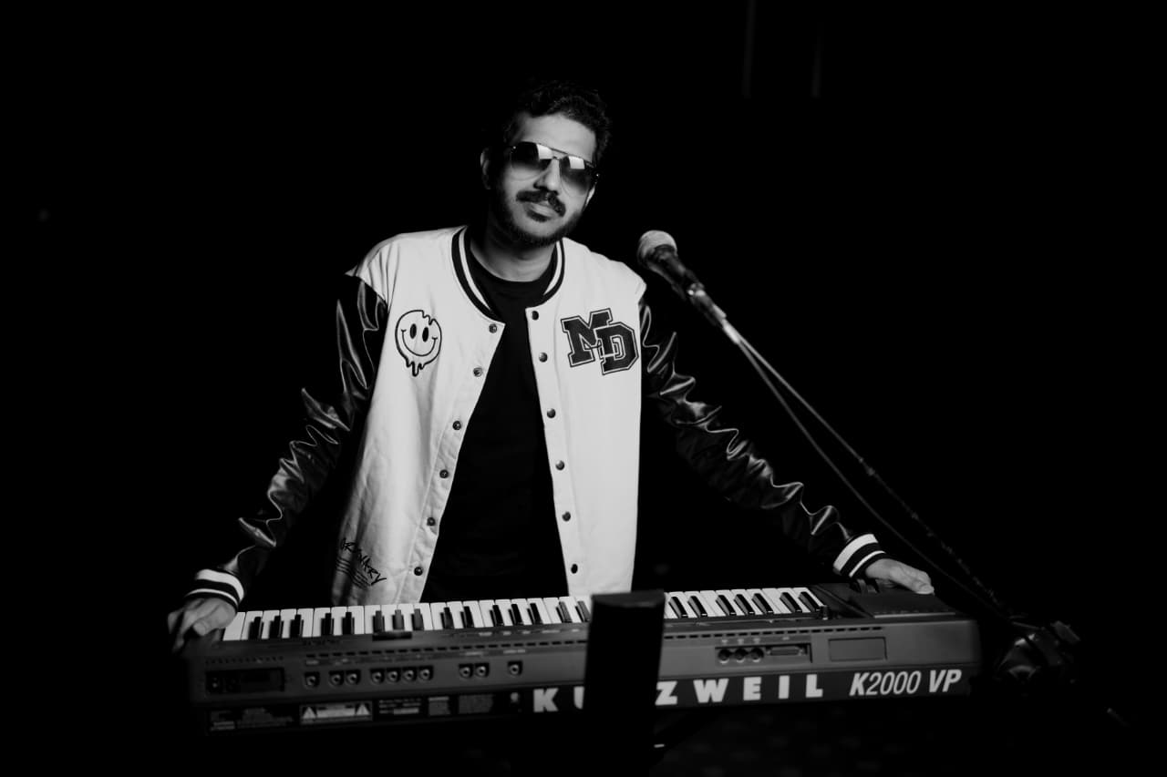 T S Vishnu performing live on keyboard